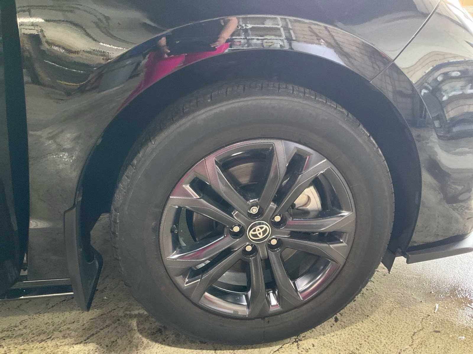 2025 Black Toyota Sienna AWD Van