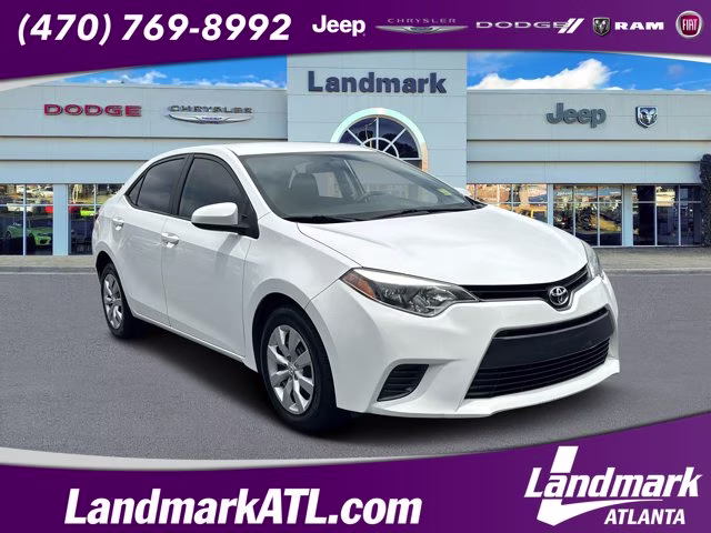 2015 Super White Toyota Corolla LE FWD Sedan