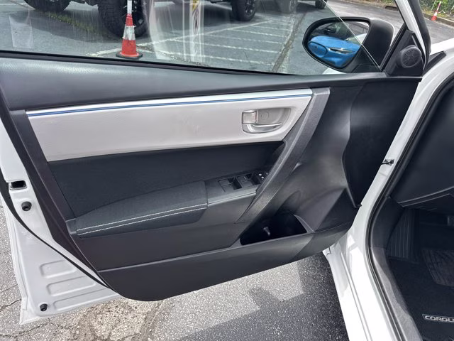 2015 Super White Toyota Corolla LE FWD Sedan