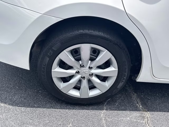 2015 Super White Toyota Corolla LE FWD Sedan