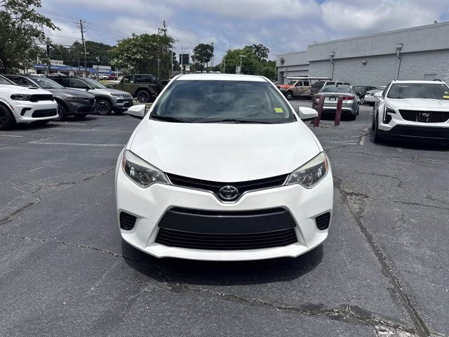 2015 Super White Toyota Corolla LE FWD Sedan
