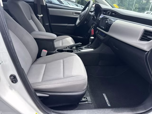 2015 Super White Toyota Corolla LE FWD Sedan