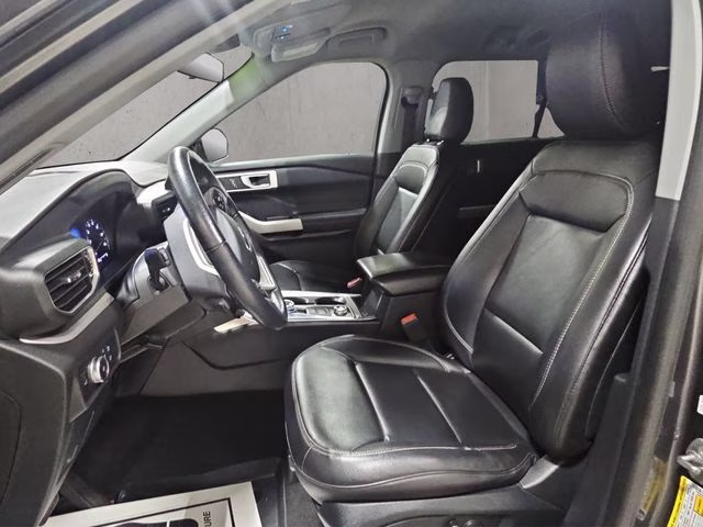 2020 Magnetic Metallic Ford Explorer XLT 4X4 SUV