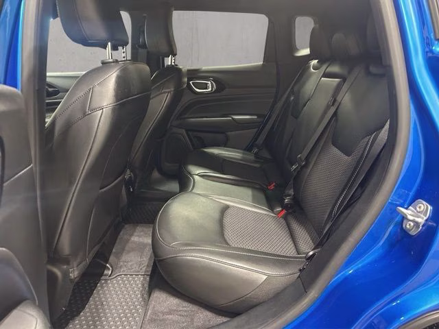 2023 Laser Blue Pearlcoat Jeep Compass Latitude 4X4 SUV
