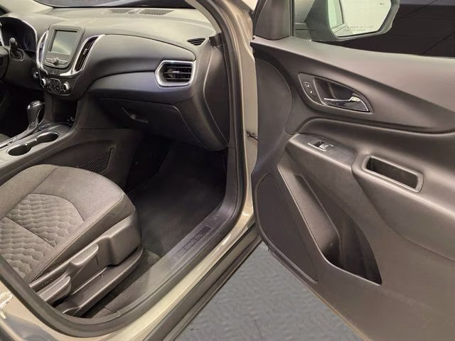 2018 Pepperdust Metallic Chevrolet Equinox LT AWD SUV