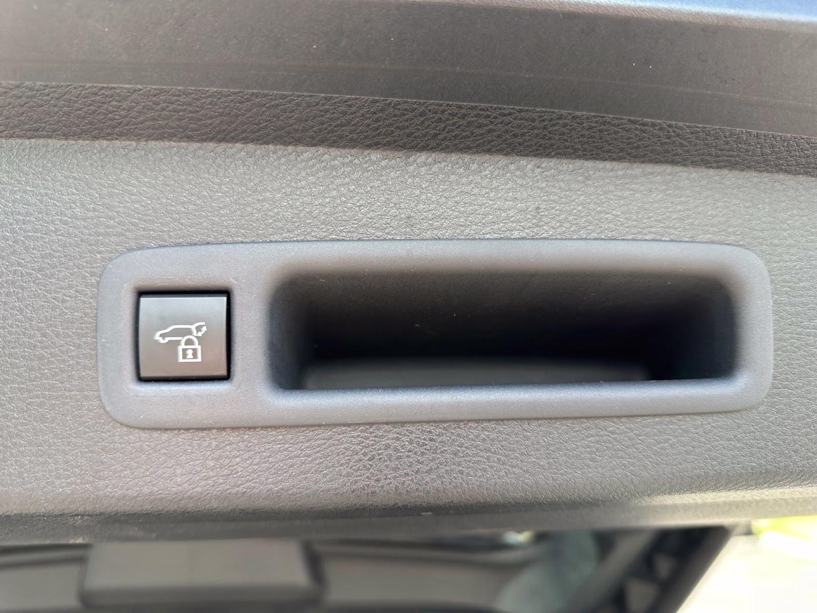 2025 Black Toyota Sienna AWD Van