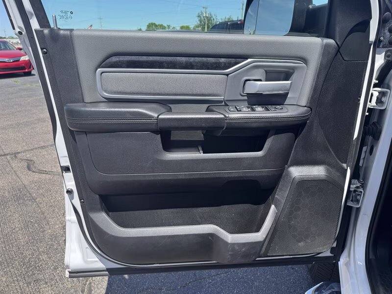 2022 Bright White Clear Coat Ram 2500 Big Horn 4X4 Truck