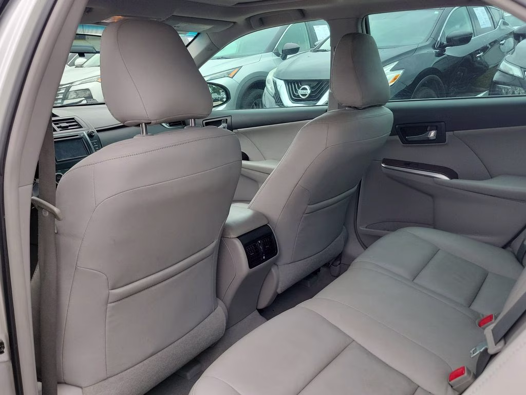 2012 Classic Silver Metallic Toyota Camry XLE FWD Sedan