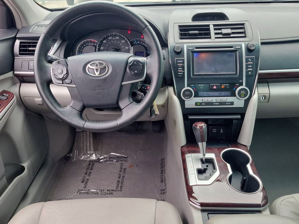 2012 Classic Silver Metallic Toyota Camry XLE FWD Sedan