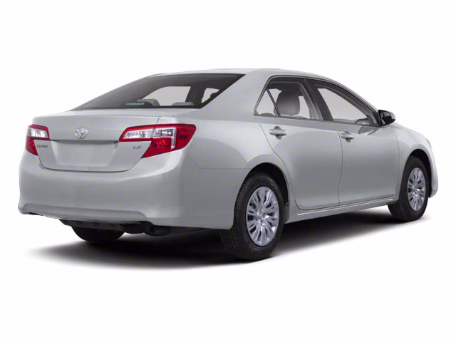 2012 Classic Silver Metallic Toyota Camry XLE FWD Sedan