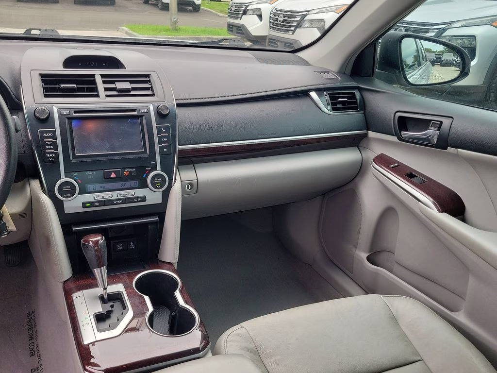 2012 Classic Silver Metallic Toyota Camry XLE FWD Sedan