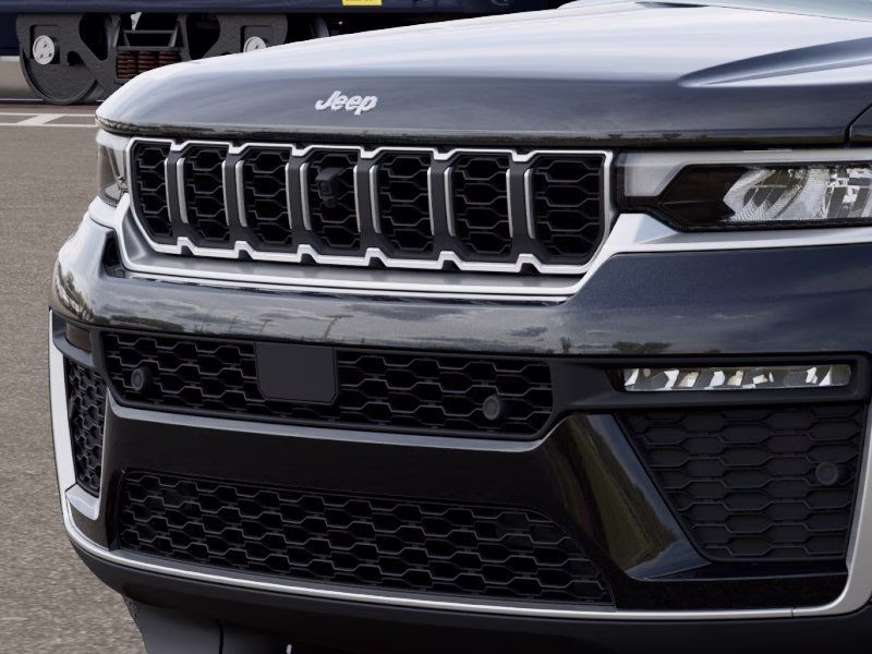 2026 Diamond Black Crystal Pearlcoat Jeep Grand Cherokee L Limited 4X4 SUV