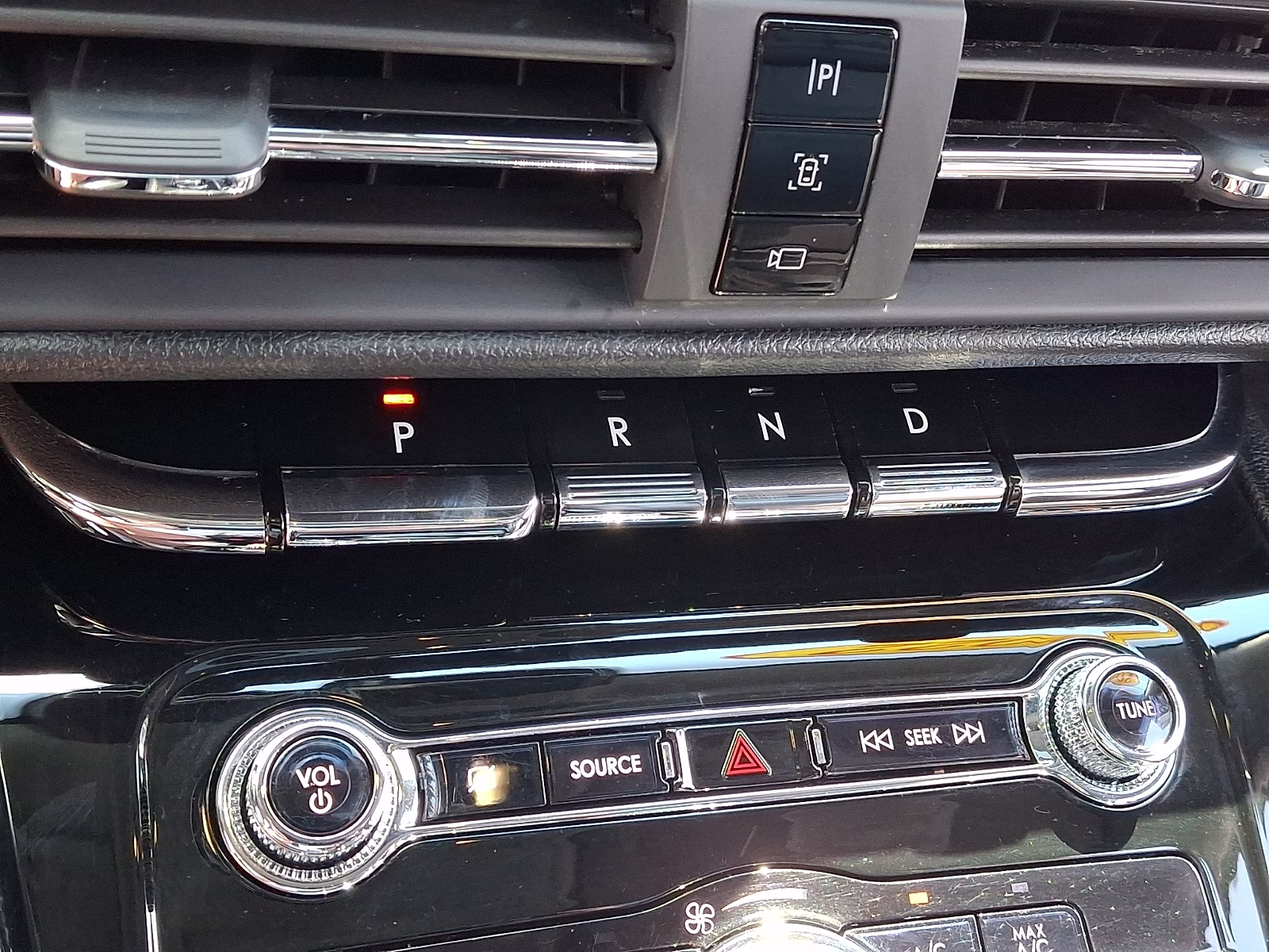 2022 Infinite Black Metallic Clearcoat - UM Lincoln Corsair Standard AWD