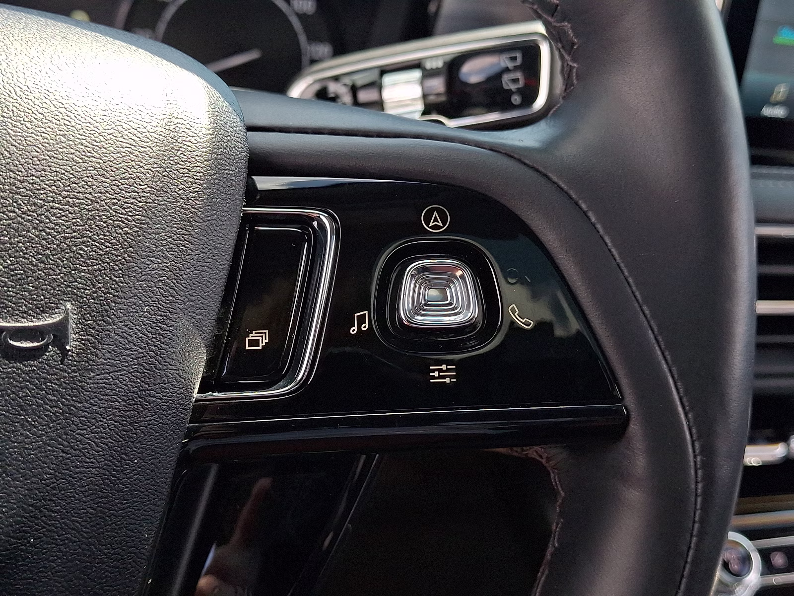 2022 Infinite Black Metallic Clearcoat - UM Lincoln Corsair Standard AWD