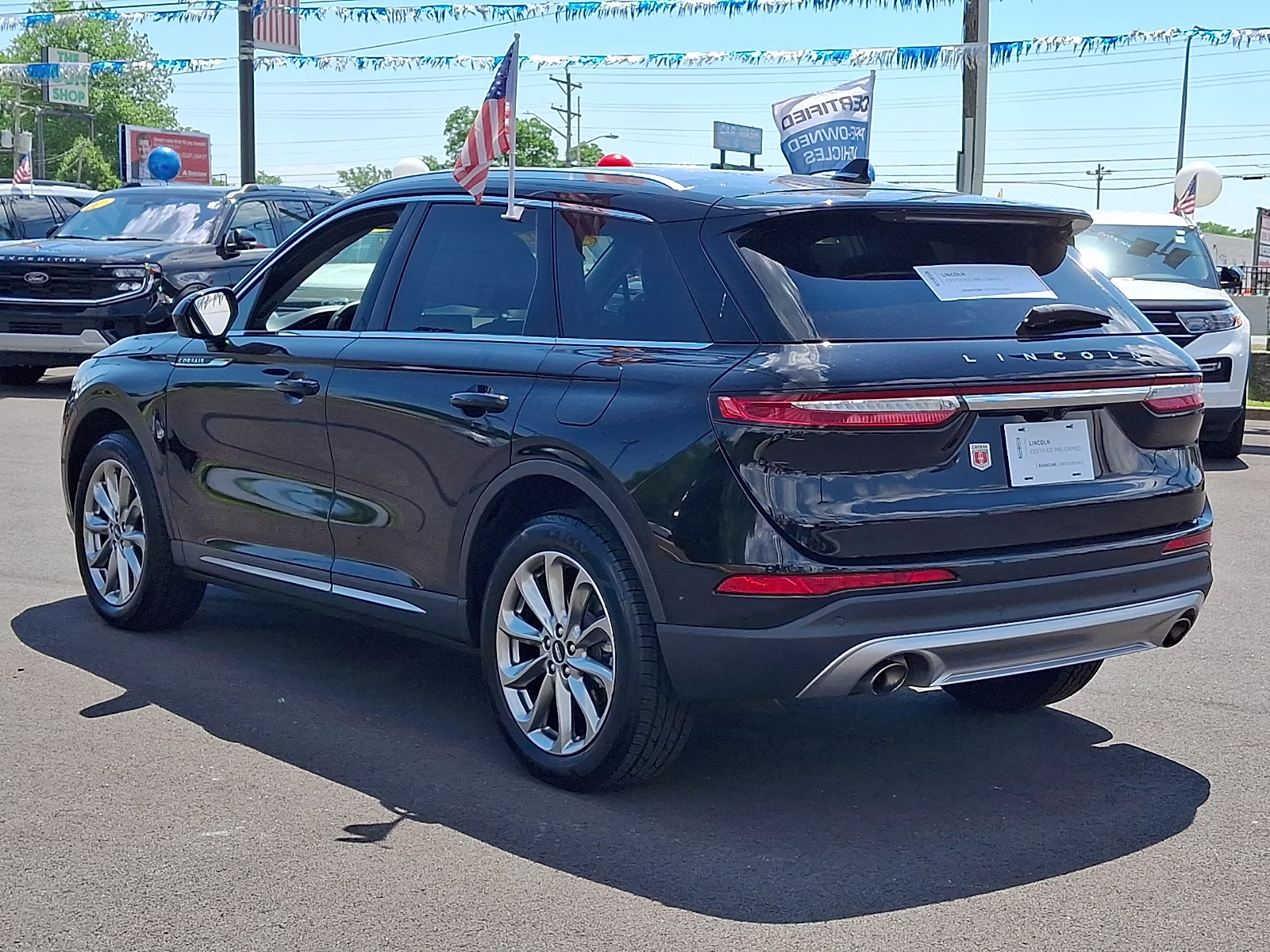 2022 Infinite Black Metallic Clearcoat - UM Lincoln Corsair Standard AWD