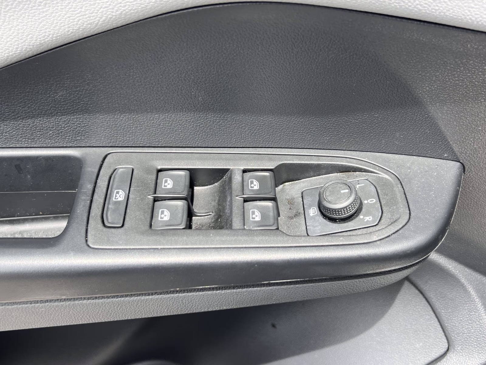 2023 Volkswagen Taos 1.5T SEL AWD SUV