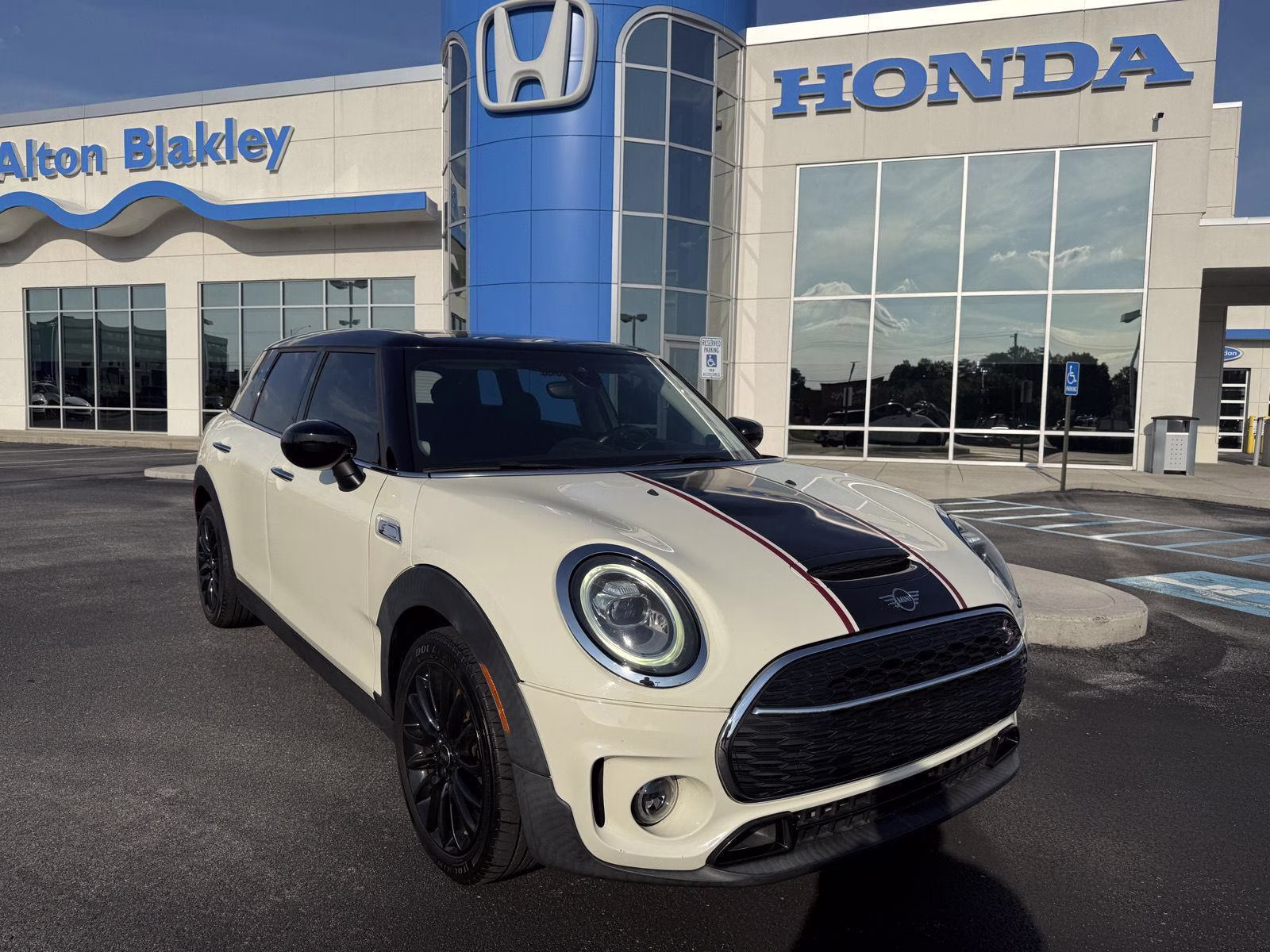 2020 MINI Clubman Cooper S's photo