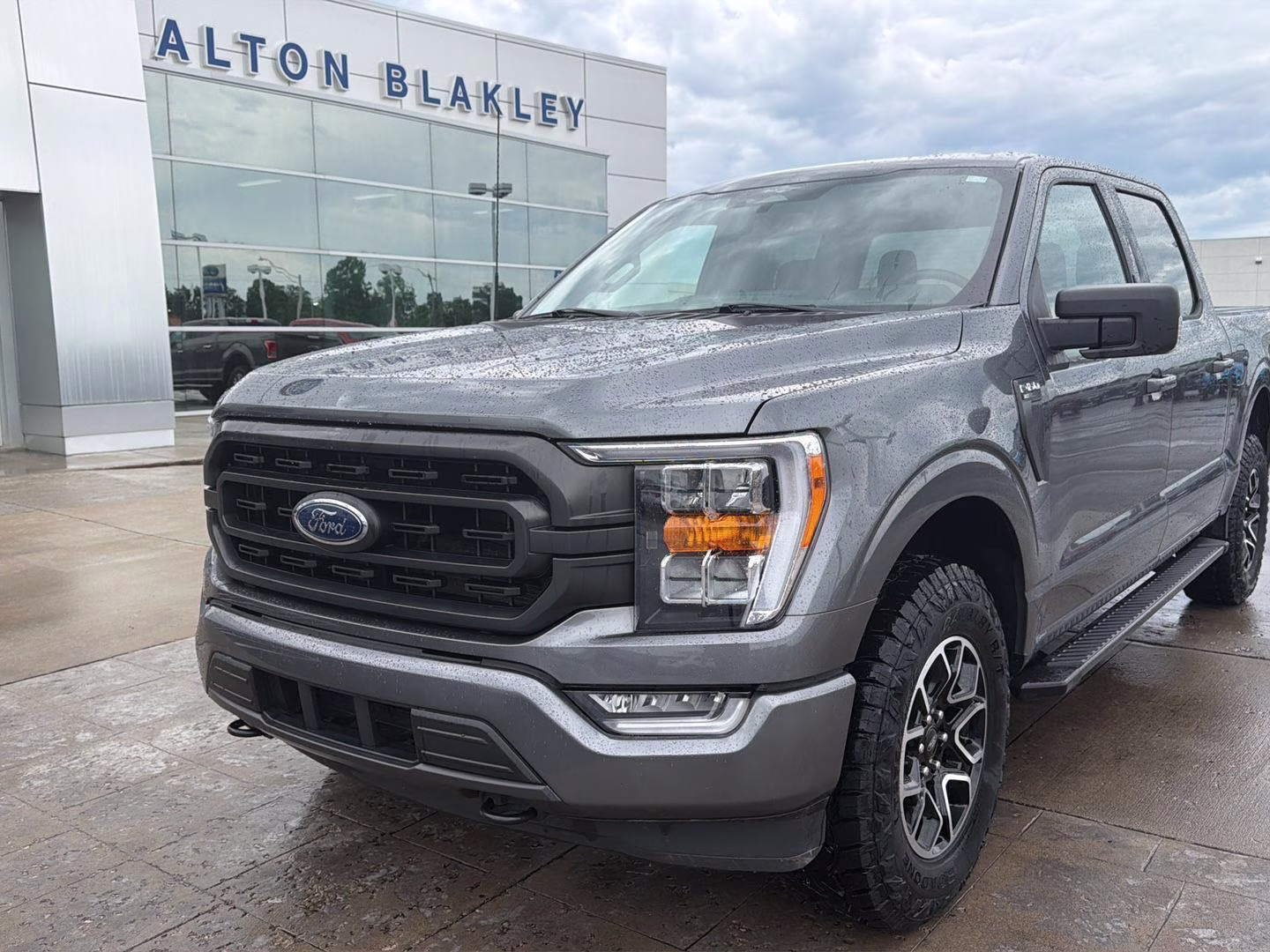2023 Carbonized Gray Ford F-150 XLT 4X4 Truck