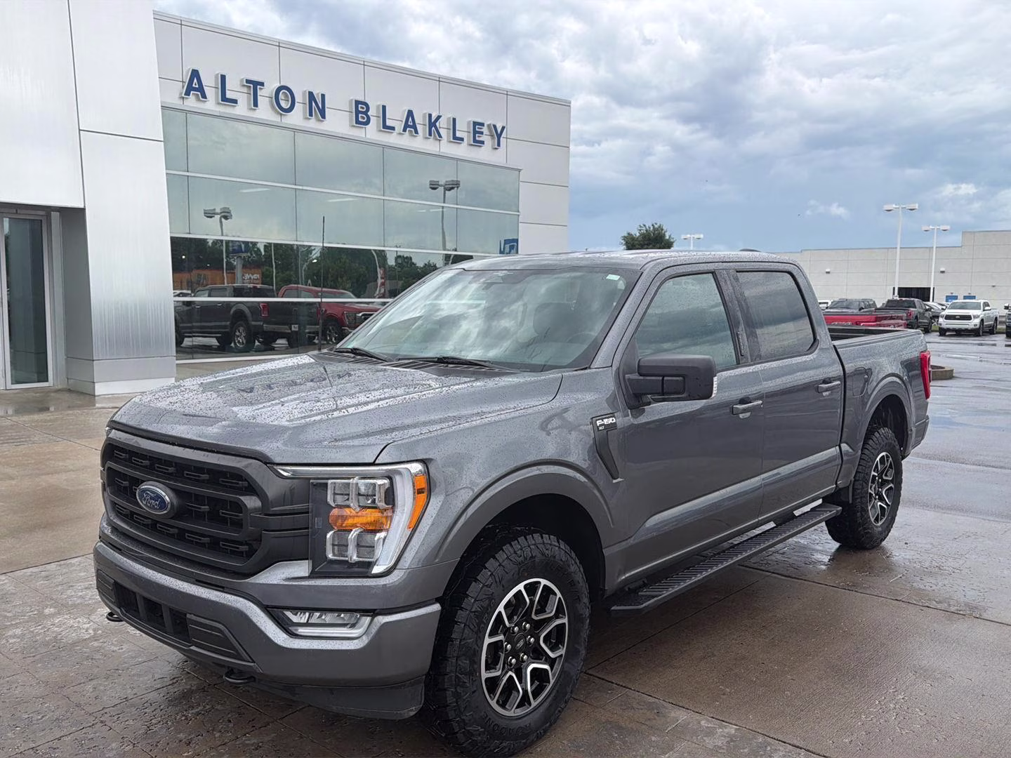 2023 Carbonized Gray Ford F-150 XLT 4X4 Truck