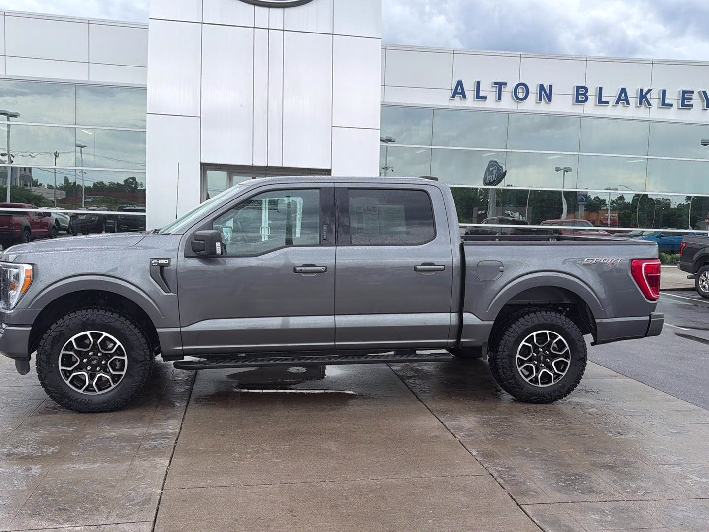 2023 Carbonized Gray Ford F-150 XLT 4X4 Truck