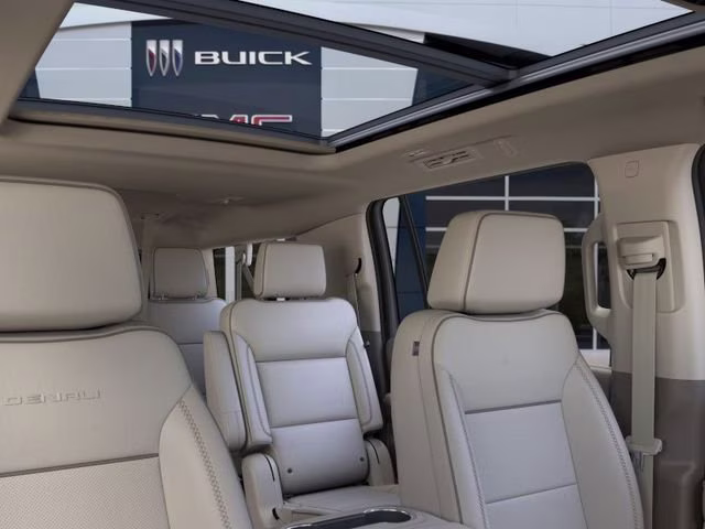 2026 Glacier White Tricoat GMC Yukon XL Denali 4X4 SUV