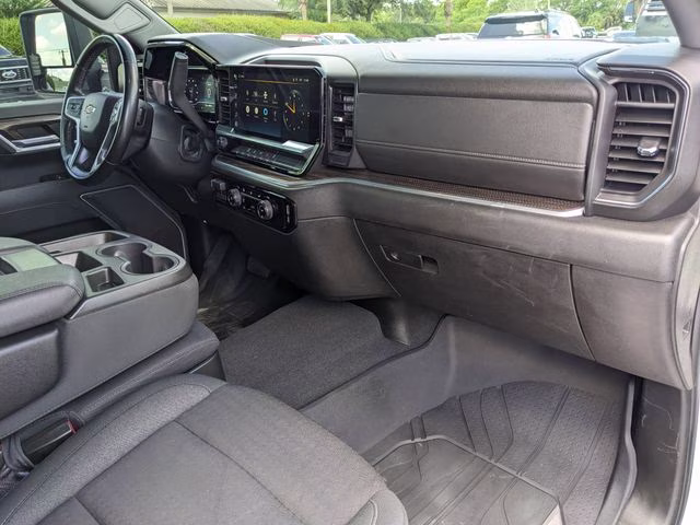 2024 Summit White Chevrolet Silverado 3500HD LT 4X4 Truck