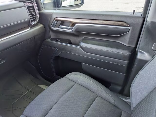 2024 Summit White Chevrolet Silverado 3500HD LT 4X4 Truck