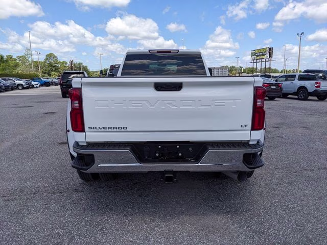 2024 Summit White Chevrolet Silverado 3500HD LT 4X4 Truck