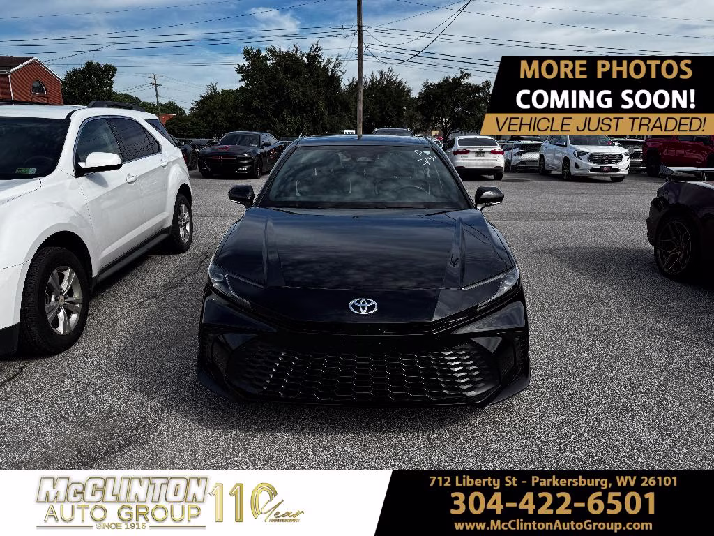2025 Midnight Black Metallic Toyota Camry SE FWD Sedan