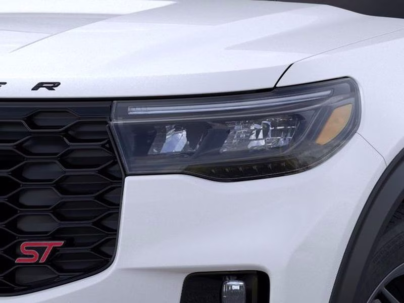 2026 Star White Met Tri-Coat Ford Explorer ST 4X4 Crossover