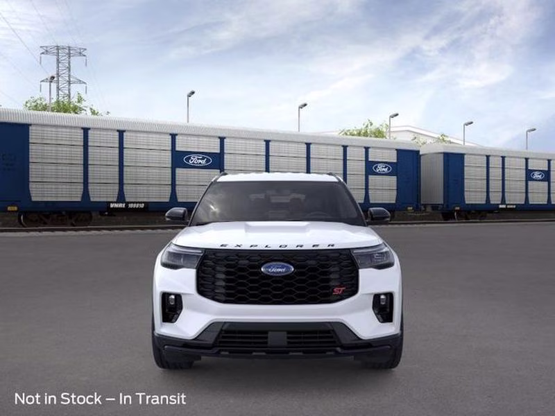 2026 Star White Met Tri-Coat Ford Explorer ST 4X4 Crossover