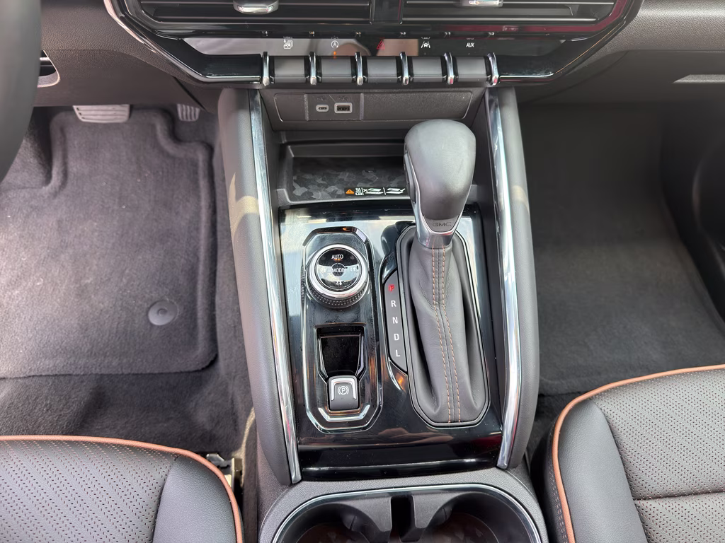 2025 Summit White GMC Canyon 4WD AT4 4X4 Truck