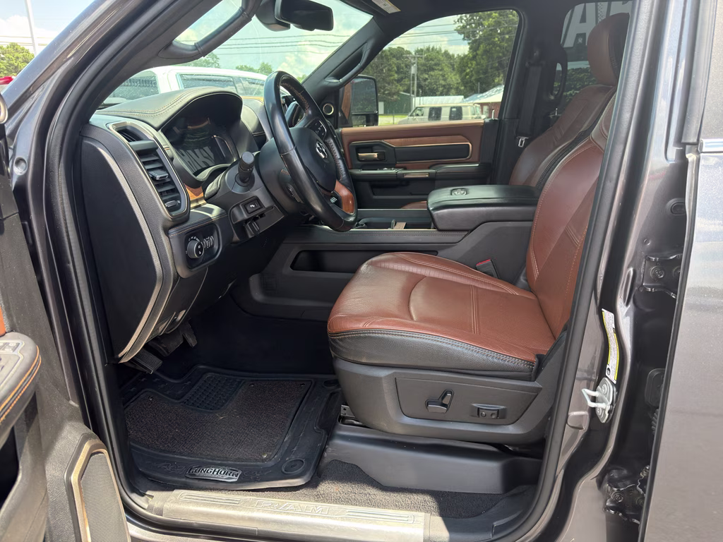 2024 Granite Crystal Metallic Clearcoat Ram 2500 Longhorn 4X4 Truck