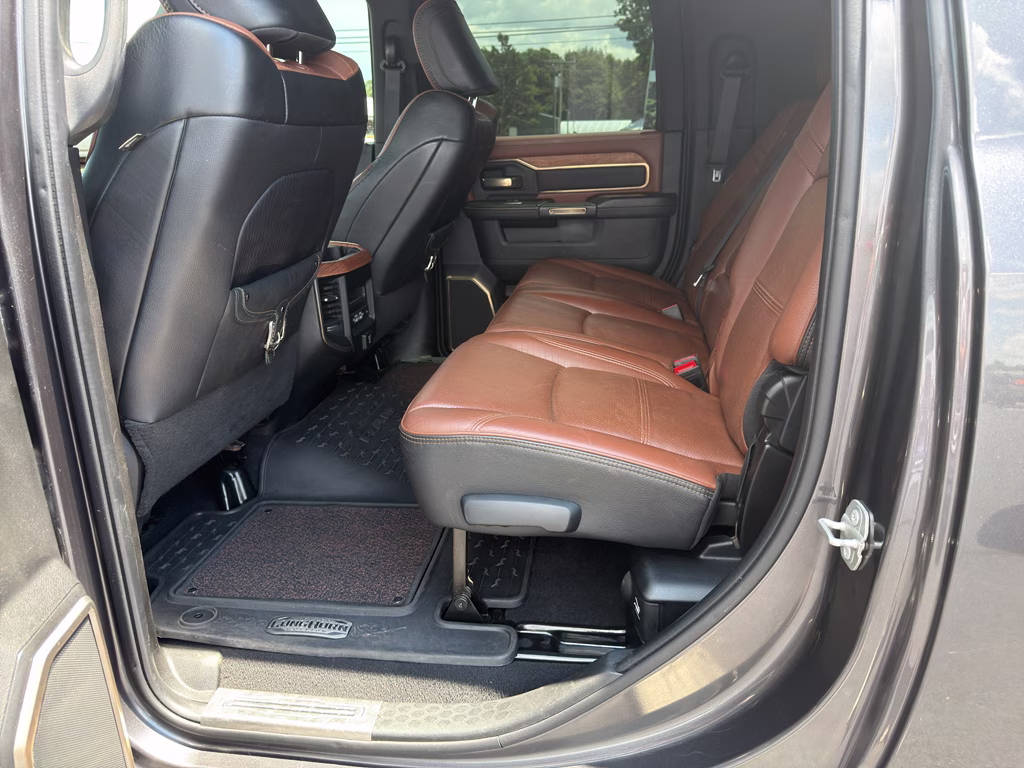 2024 Granite Crystal Metallic Clearcoat Ram 2500 Longhorn 4X4 Truck
