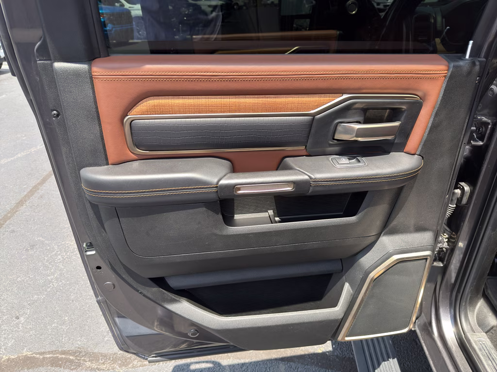 2024 Granite Crystal Metallic Clearcoat Ram 2500 Longhorn 4X4 Truck