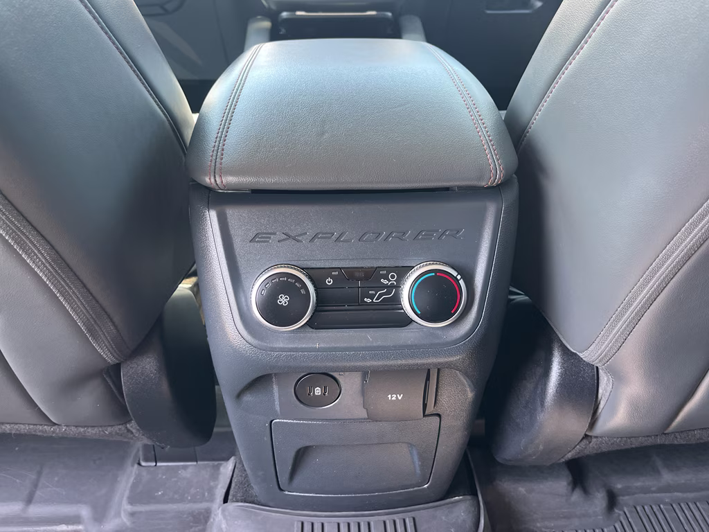 2025 Star White Metallic Tri-Coat Ford Explorer Active RWD SUV