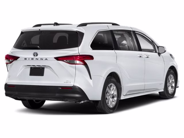 2022 Wind Chill Pear Toyota Sienna XLE FWD Van
