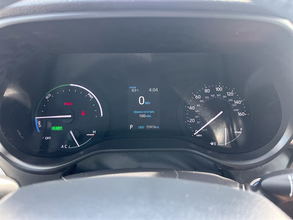 2022 Wind Chill Pearl Toyota Sienna XLE FWD Van