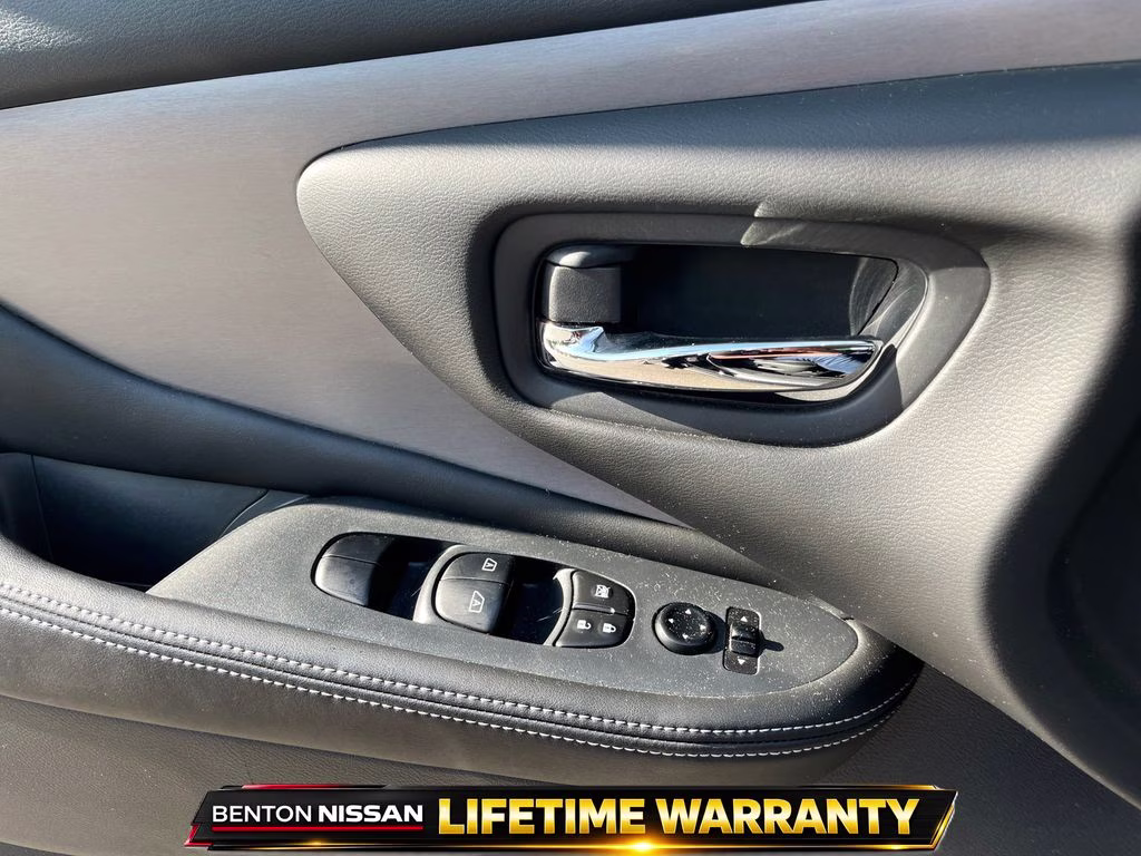 2024 Super Black Nissan Murano SV AWD SUV