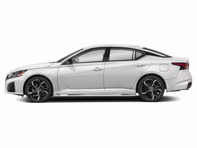 2023 Pearl White Tricoat Nissan Altima 2.5 SR FWD Sedan