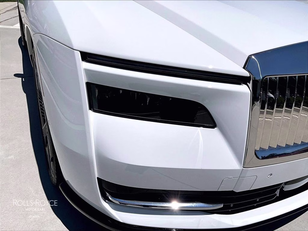 2025 Arctic White Rolls-Royce Spectre AWD Coupe