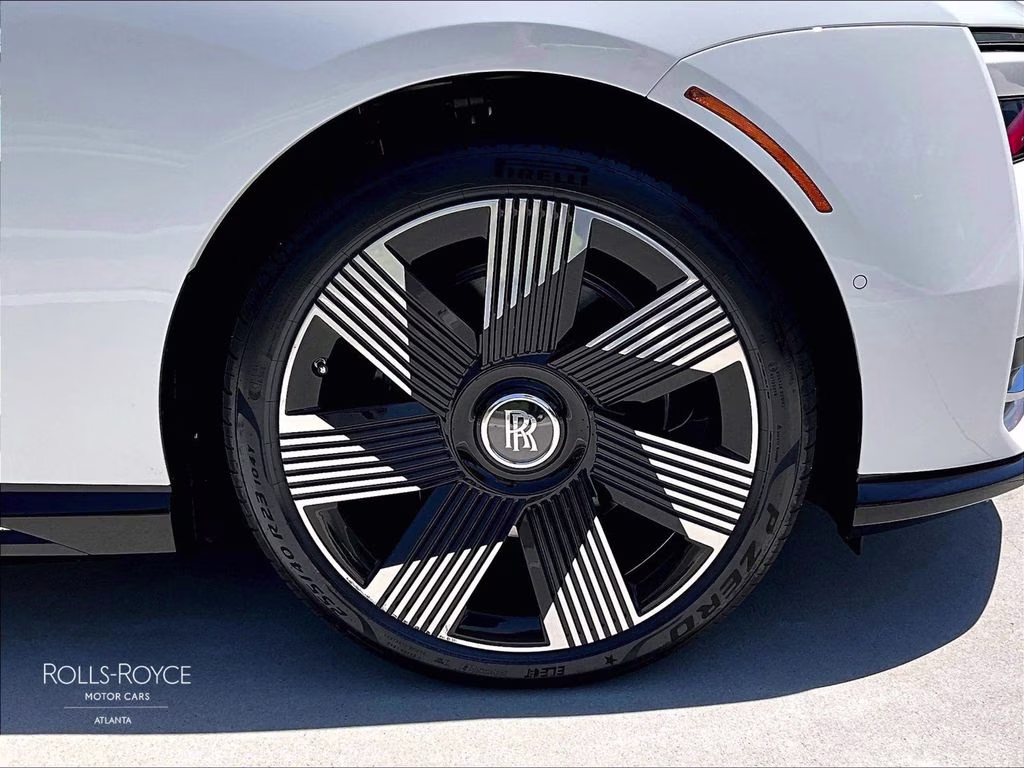 2025 Arctic White Rolls-Royce Spectre AWD Coupe