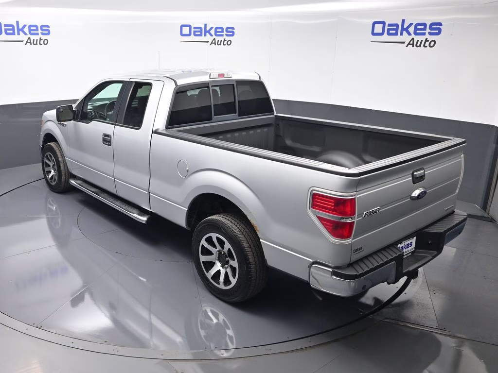 2013 Ingot Silver Ford F-150 XLT RWD Truck
