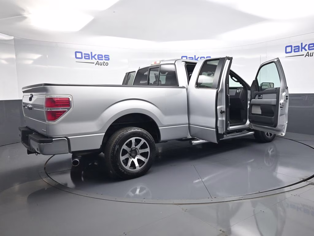 2013 Ingot Silver Ford F-150 XLT RWD Truck