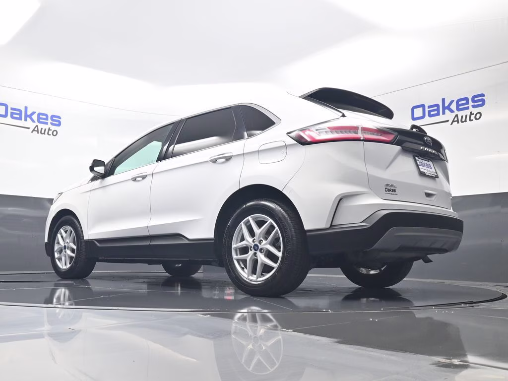 2021 Oxford White Ford Edge SEL AWD SUV