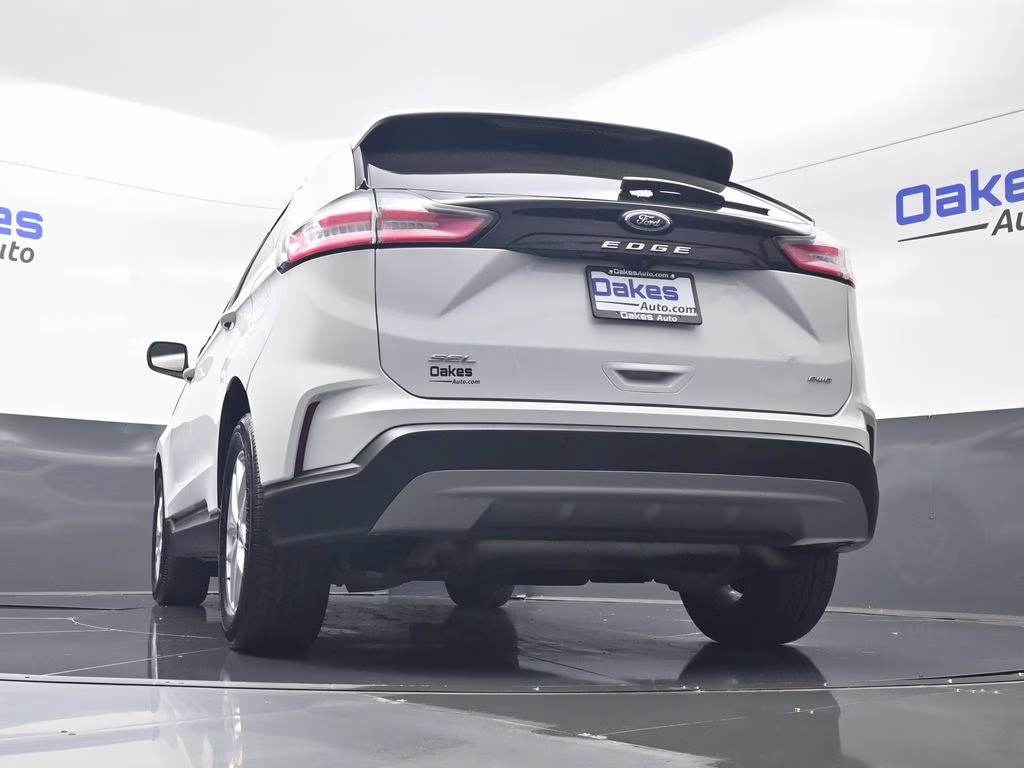 2021 Oxford White Ford Edge SEL AWD SUV