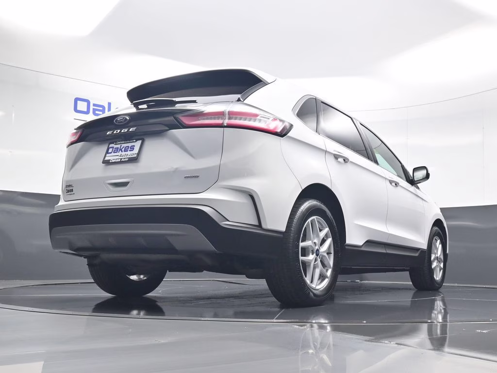 2021 Oxford White Ford Edge SEL AWD SUV
