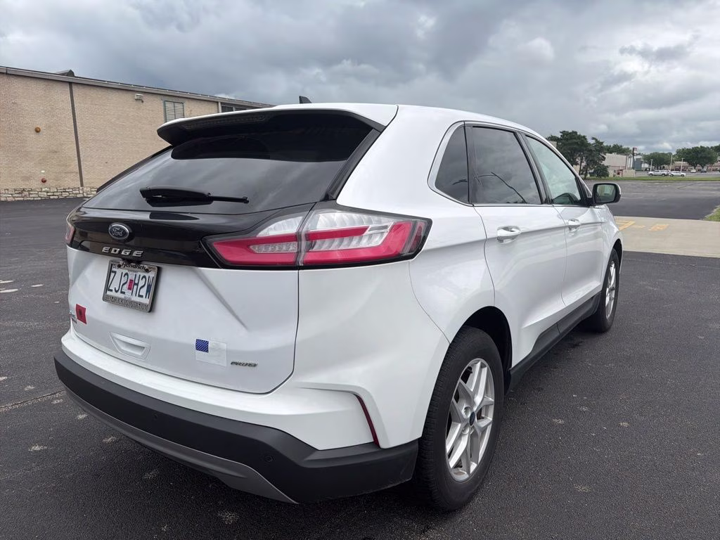 2021 Oxford White Ford Edge SEL AWD SUV