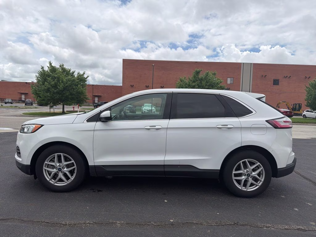 2021 Oxford White Ford Edge SEL AWD SUV