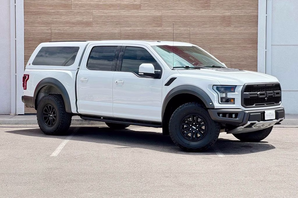 2018 Oxford White Ford F-150 Raptor 4X4 Truck